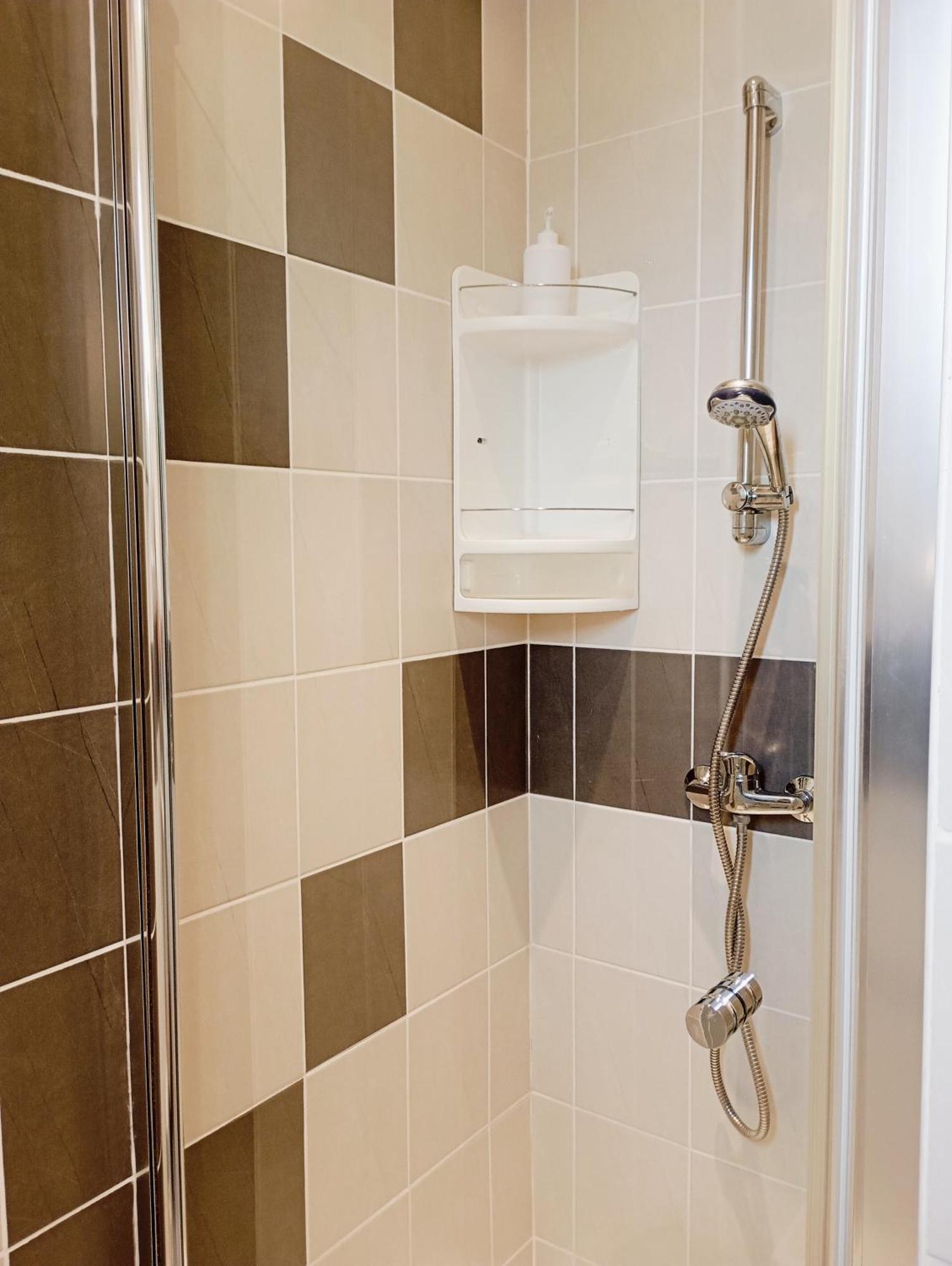 Grand Appartement Proche Port Et Plages, 6 A 8 Pers, 3 Chambres, Climatise Agde Zewnętrze zdjęcie