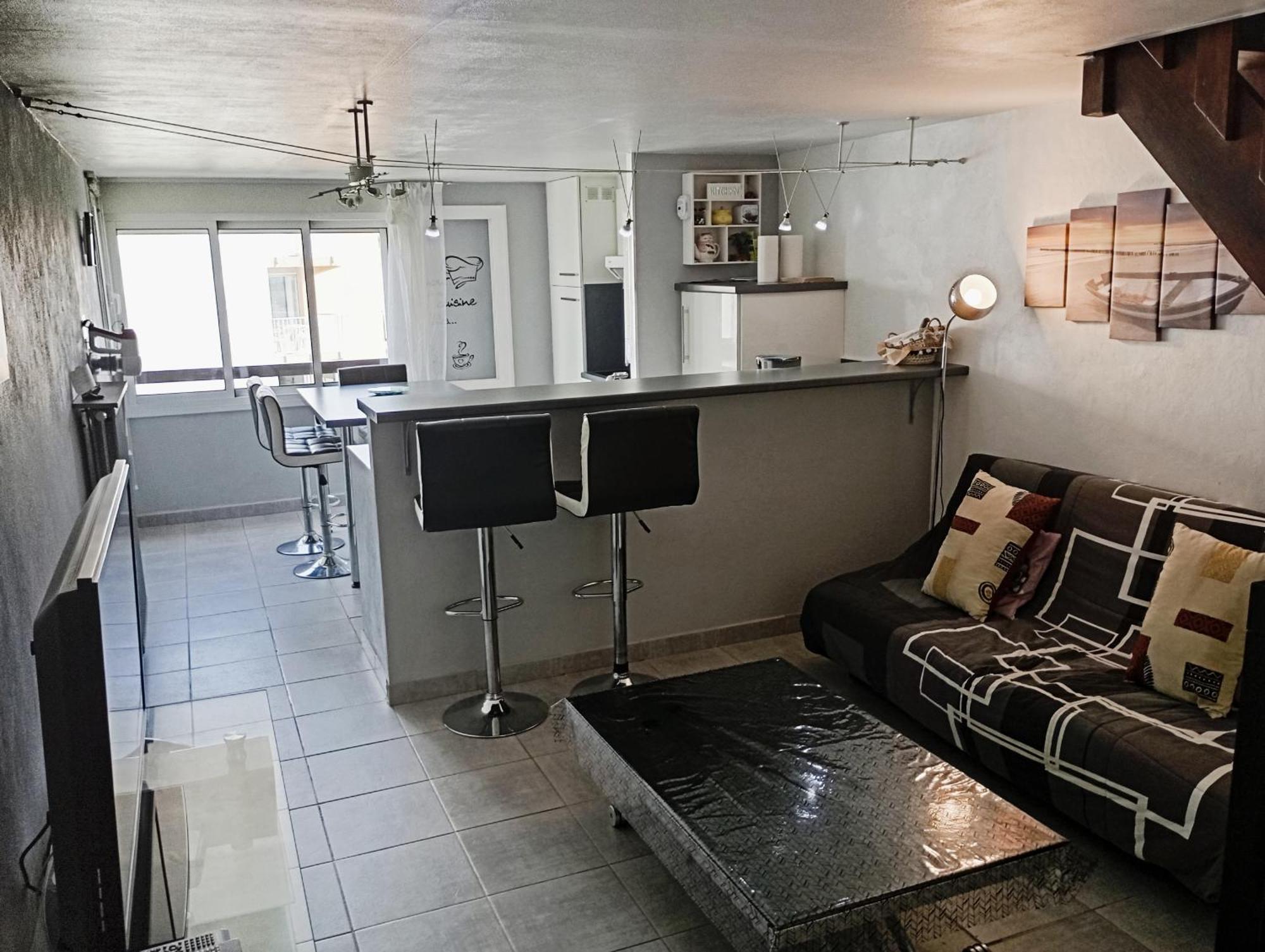 Grand Appartement Proche Port Et Plages, 6 A 8 Pers, 3 Chambres, Climatise Agde Zewnętrze zdjęcie