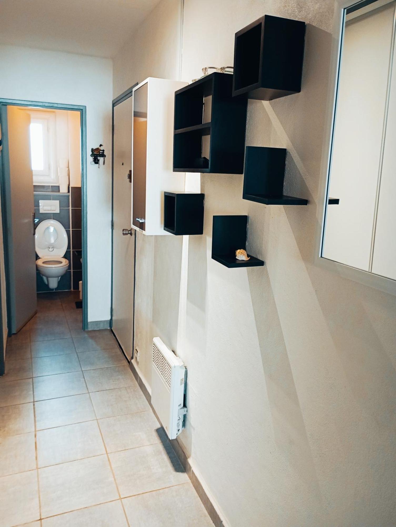 Grand Appartement Proche Port Et Plages, 6 A 8 Pers, 3 Chambres, Climatise Agde Zewnętrze zdjęcie